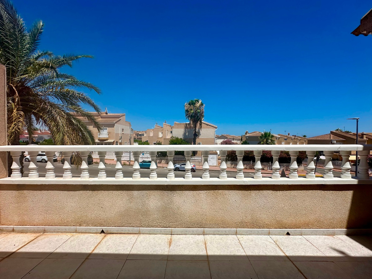 2 Bed Townhouse for sale in Dona Pepa Costa Blanca, Alicante, Spain