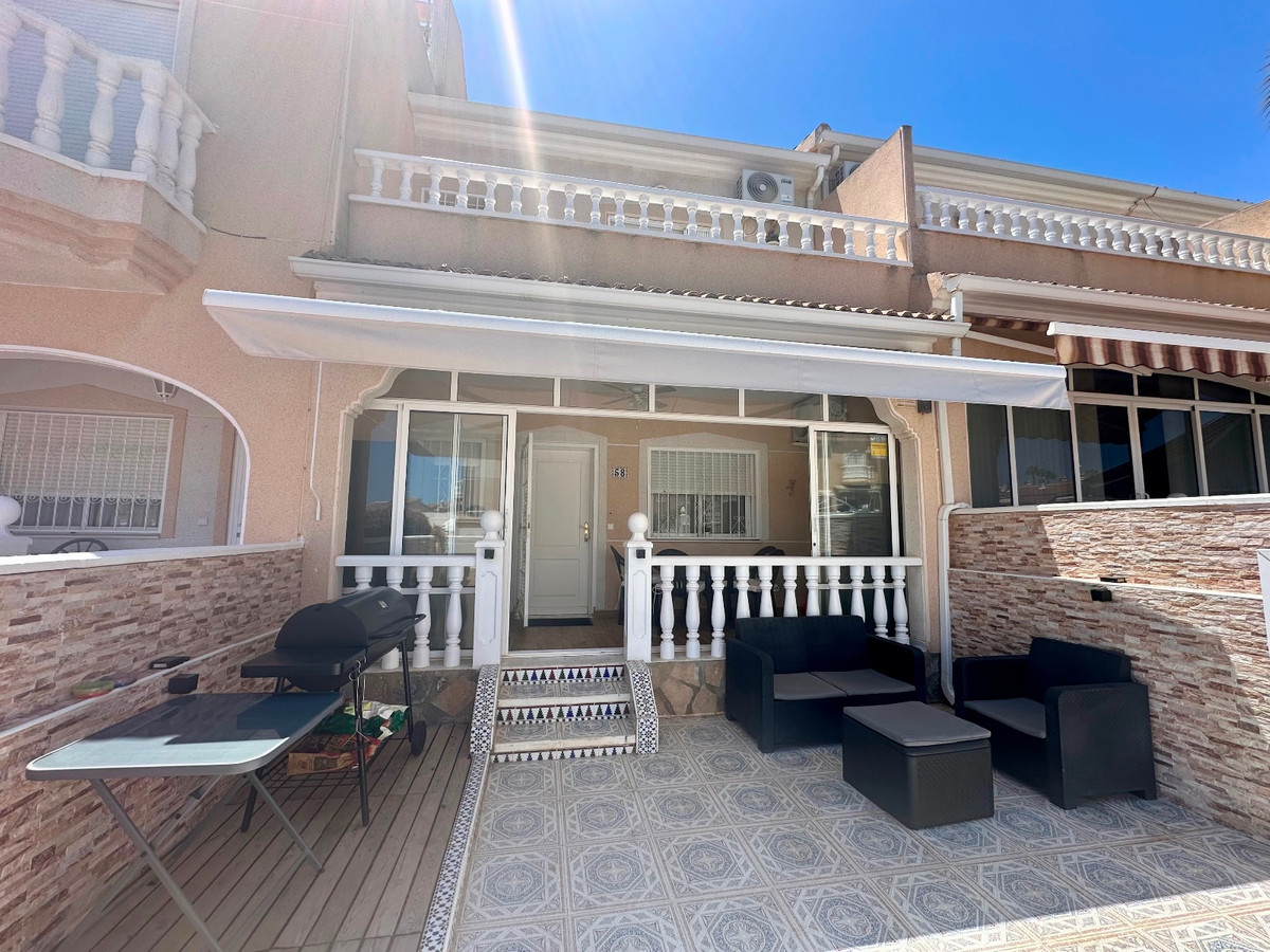 2 Bed Townhouse for sale in Dona Pepa Costa Blanca, Alicante, Spain