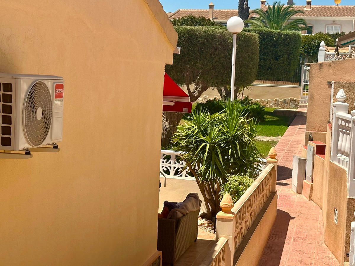 2 Bed Townhouse for sale in Dona Pepa Costa Blanca, Alicante, Spain