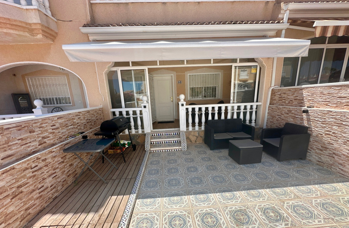 2 Bed Townhouse for sale in Dona Pepa Costa Blanca, Alicante, Spain