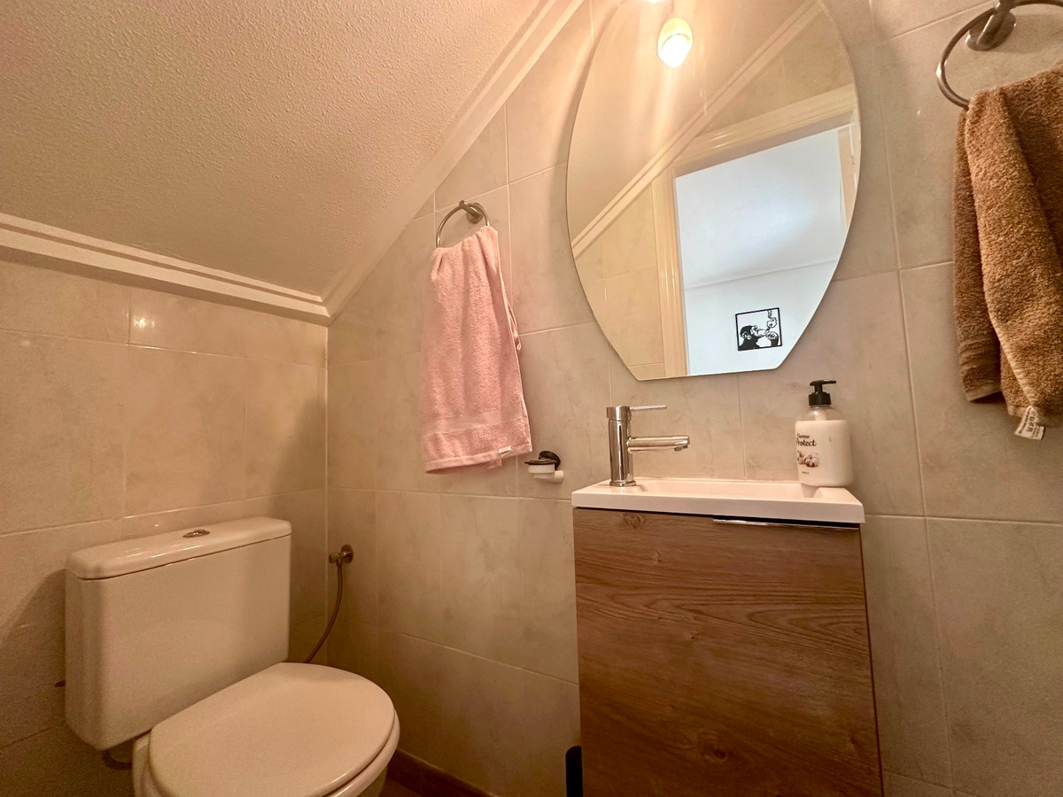 2 Bed Townhouse for sale in Dona Pepa Costa Blanca, Alicante, Spain