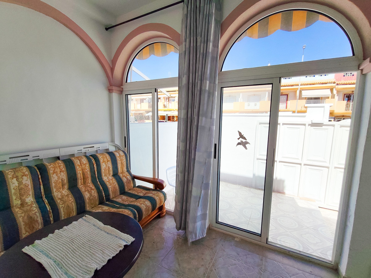 Se vende Adosada de 2 dormitorios en Costa Blanca, Alicante, España