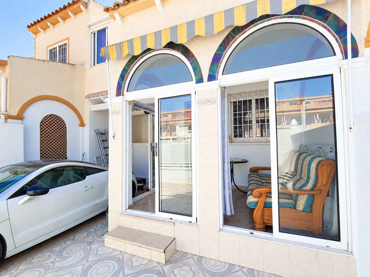 Se vende Adosada de 2 dormitorios en Costa Blanca, Alicante, España