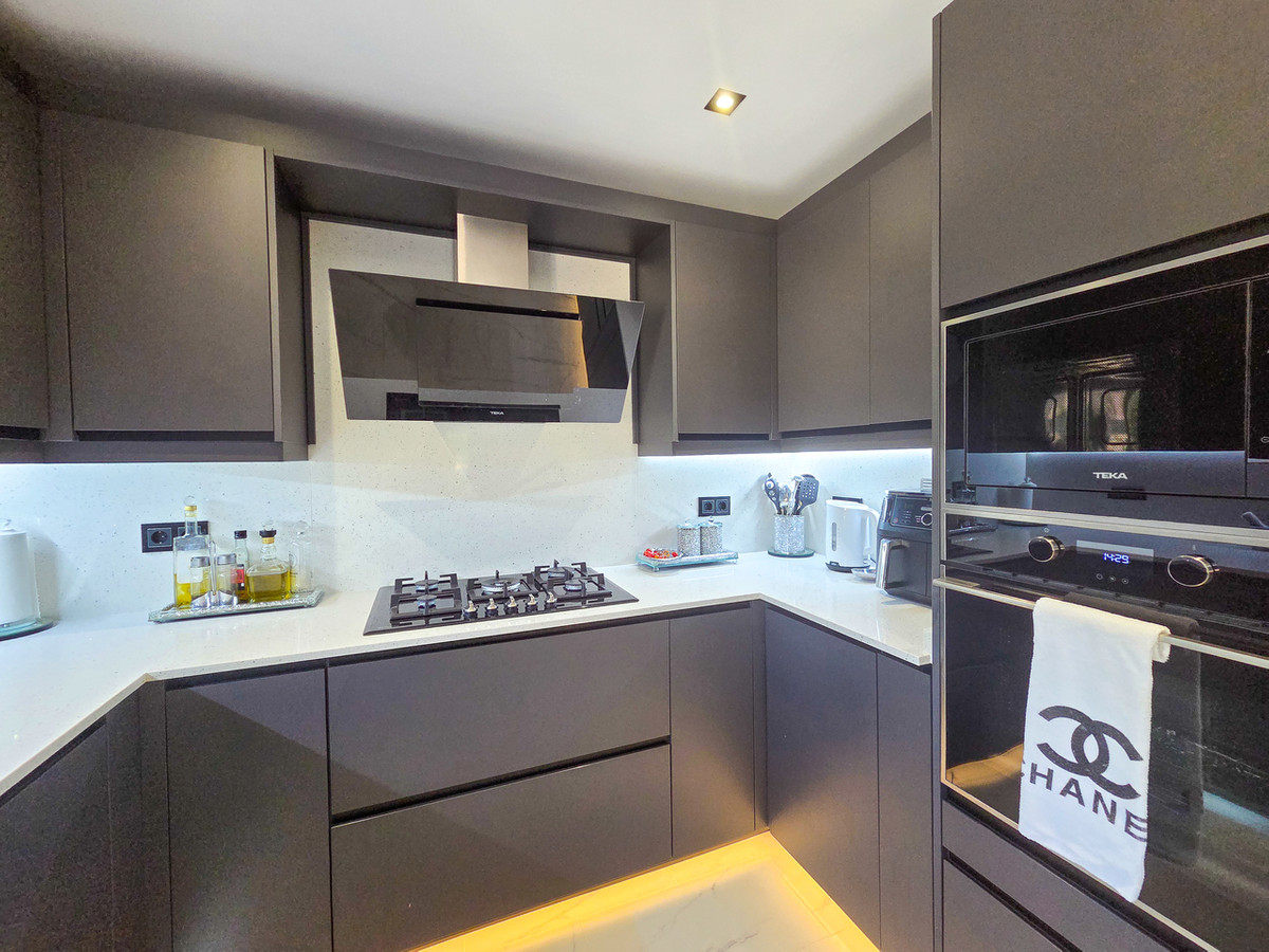 3 Bed Townhouse for sale in Crevillent Costa Blanca, Alicante, Spain