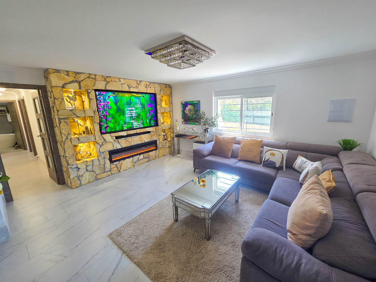 3 Bed Townhouse for sale in Crevillent Costa Blanca, Alicante, Spain