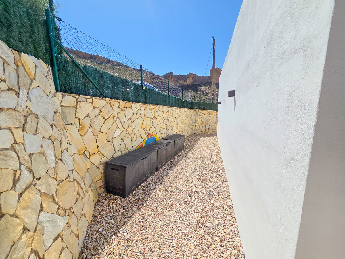 3 Bed Townhouse for sale in Crevillent Costa Blanca, Alicante, Spain