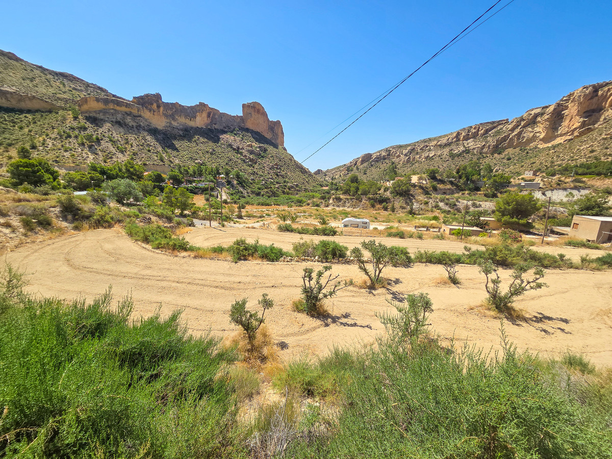 3 Bed Townhouse for sale in Crevillent Costa Blanca, Alicante, Spain