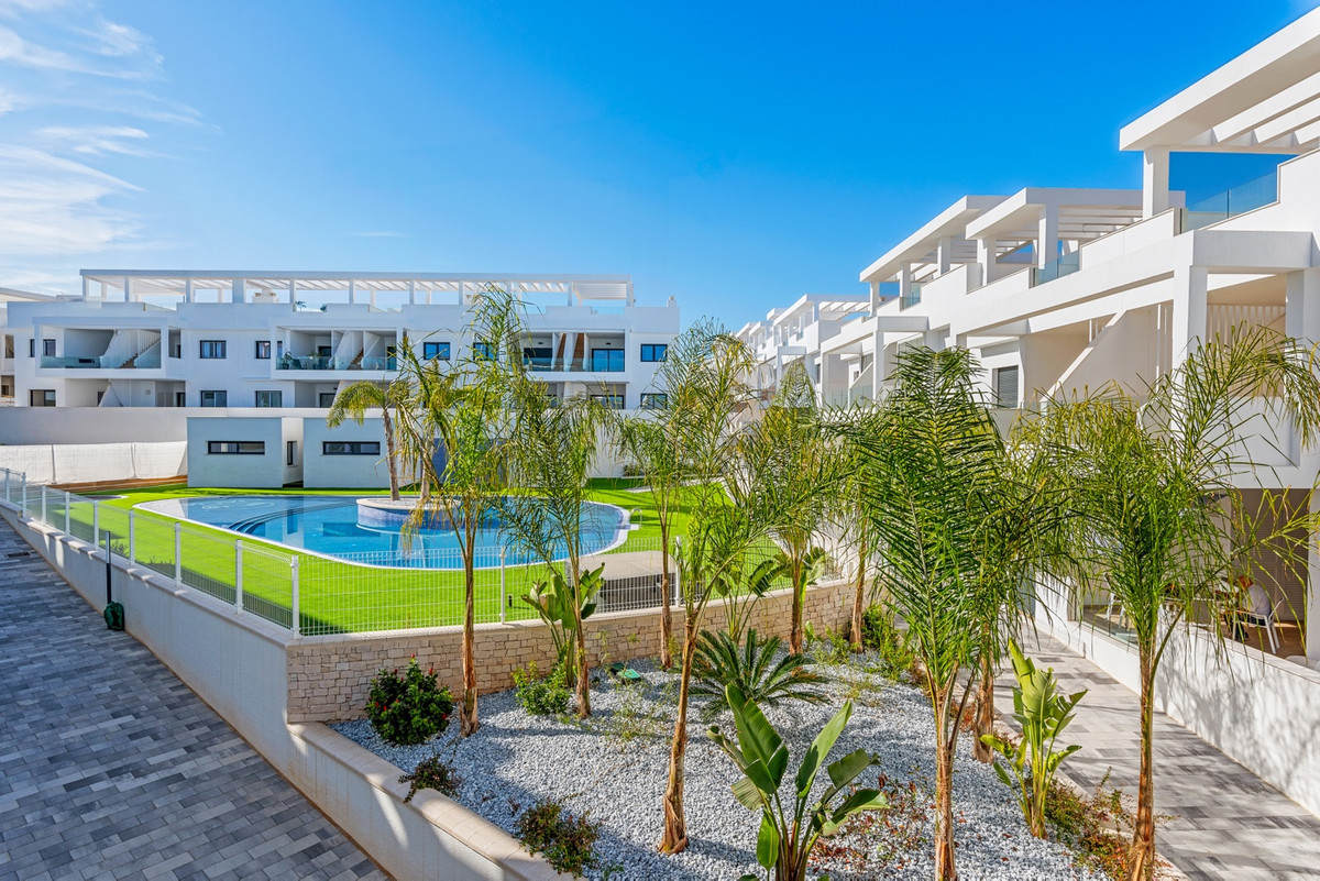 Se vende Ático de 2 dormitorios en Costa Blanca, Alicante, España