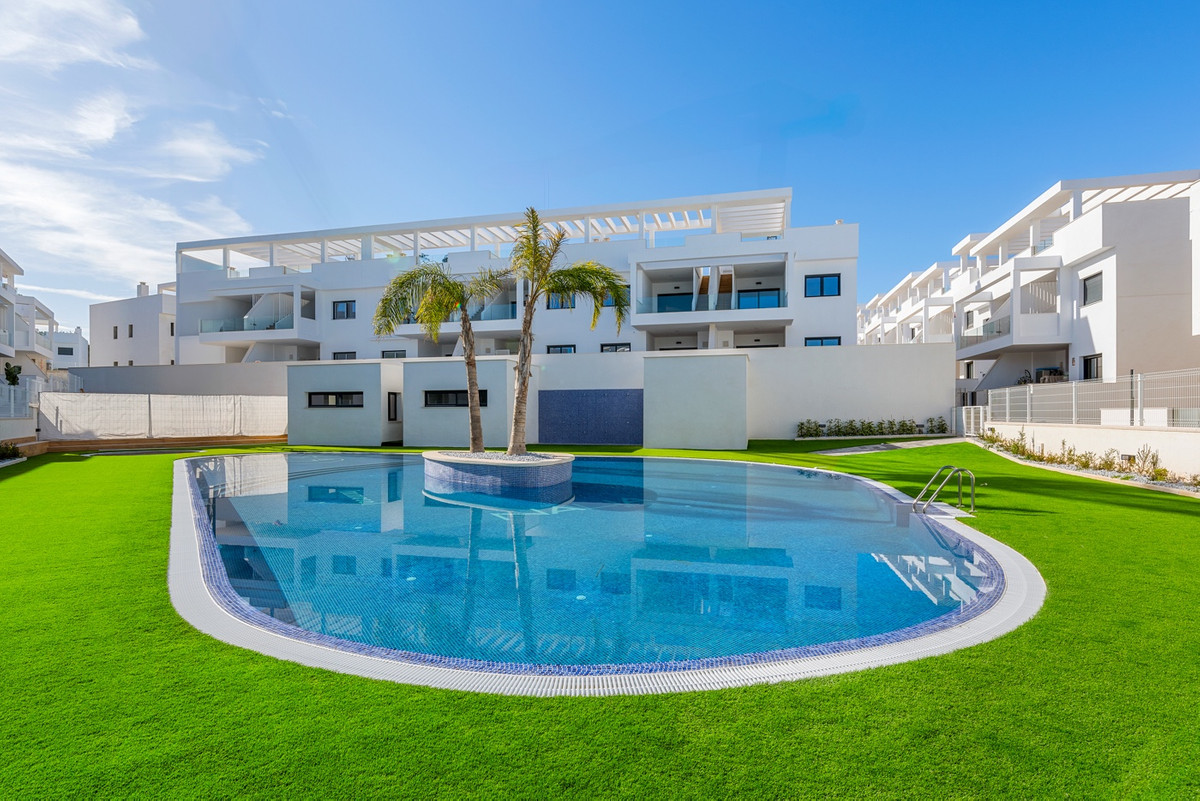 Se vende Ático de 2 dormitorios en Costa Blanca, Alicante, España