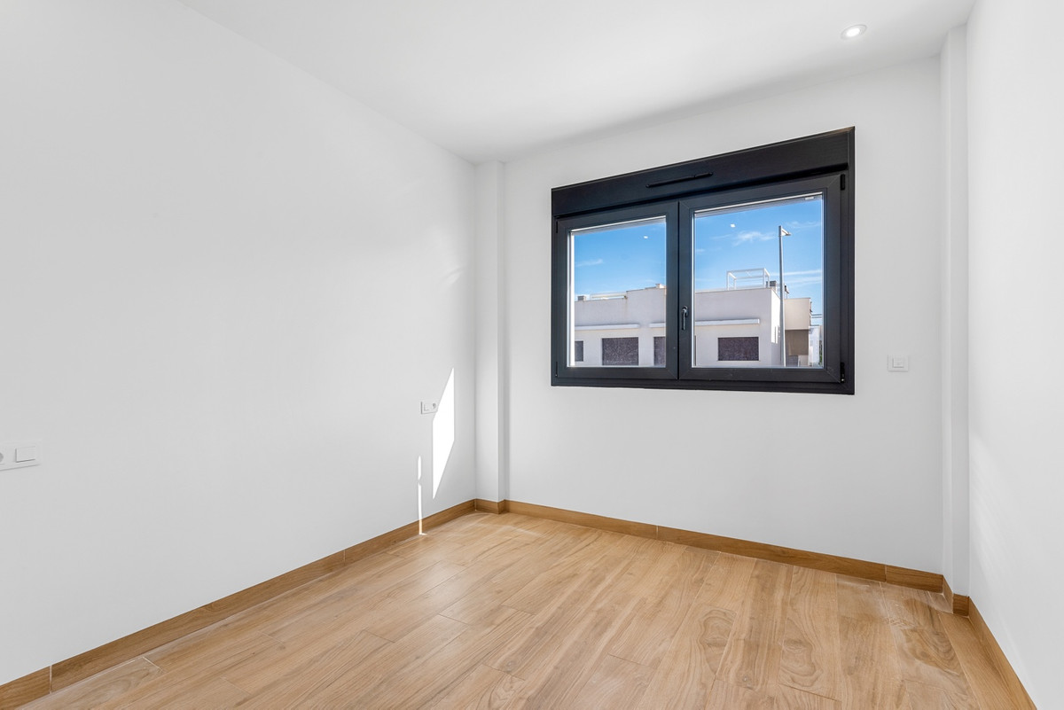 Se vende Ático de 2 dormitorios en Costa Blanca, Alicante, España