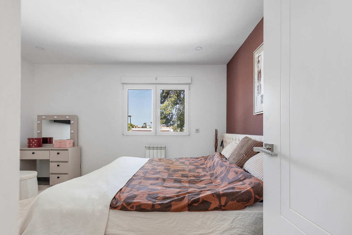 5 Bed Townhouse for sale in Los Balcones Costa Blanca, Alicante, Spain