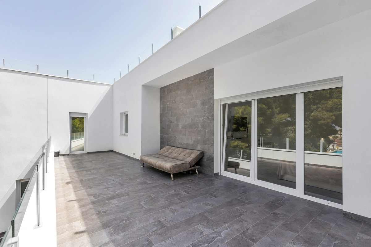 5 Bed Townhouse for sale in Los Balcones Costa Blanca, Alicante, Spain