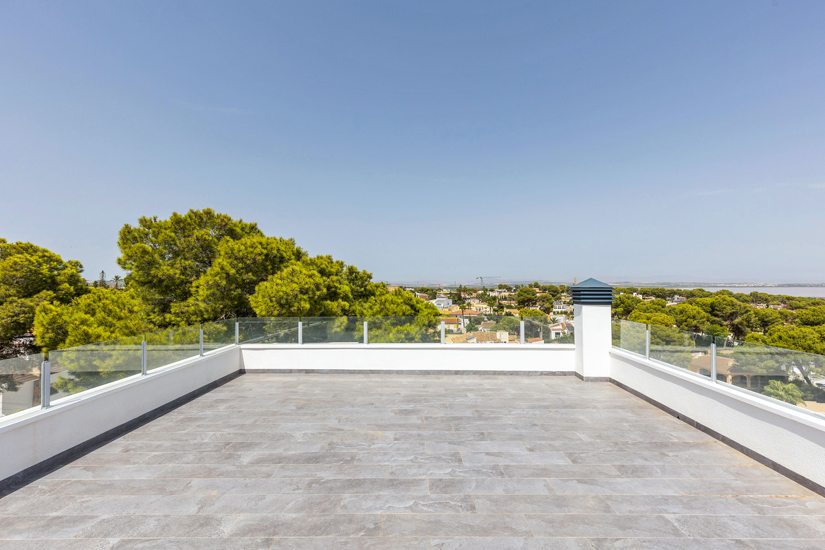 5 Bed Townhouse for sale in Los Balcones Costa Blanca, Alicante, Spain
