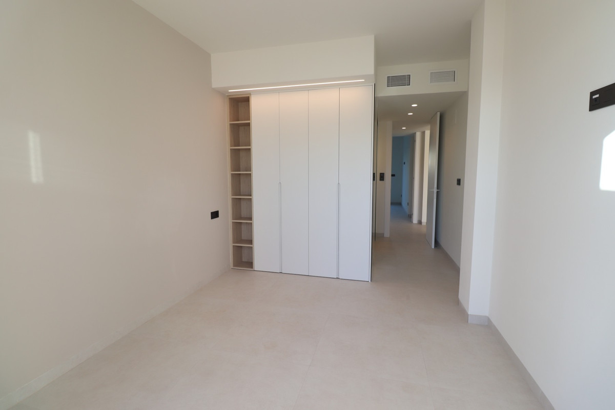 2 Bed Apartment for sale in Urbanización El Raso Costa Blanca, Alicante, Spain