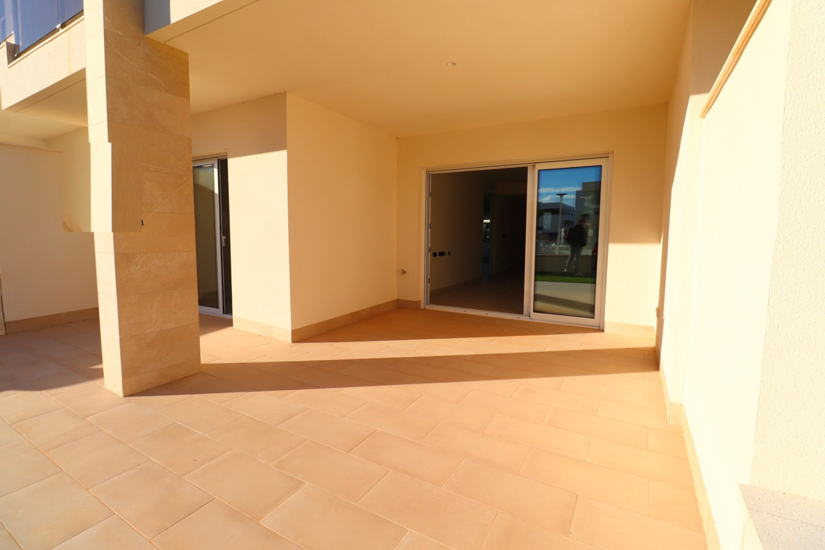 2 Bed Apartment for sale in Urbanización El Raso Costa Blanca, Alicante, Spain