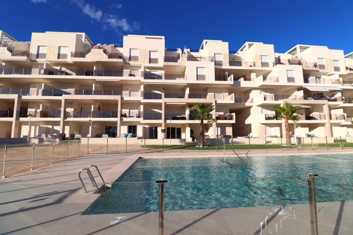 2 Bed Apartment for sale in Urbanización El Raso Costa Blanca, Alicante, Spain