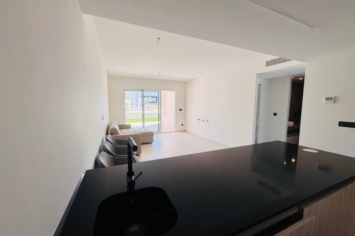 2 Bed Apartment for sale in Urbanización El Raso Costa Blanca, Alicante, Spain