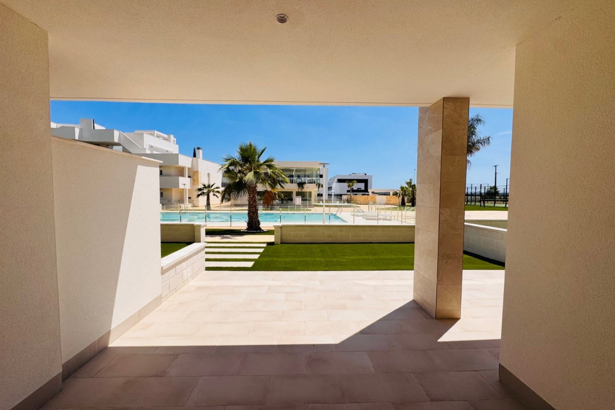 2 Bed Apartment for sale in Urbanización El Raso Costa Blanca, Alicante, Spain