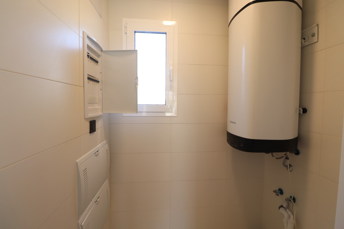 2 Bed Apartment for sale in Urbanización El Raso Costa Blanca, Alicante, Spain