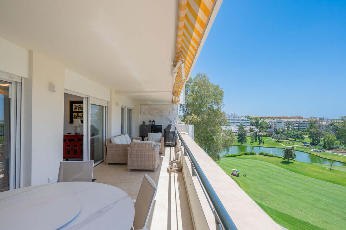 Se vende Ático Dúplex de 4 dormitorios en Costa Del Sol, Málaga, España
