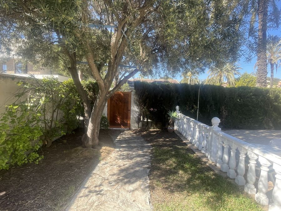 4 Bed Townhouse for sale in Cabo Roig Costa Blanca, Alicante, Spain
