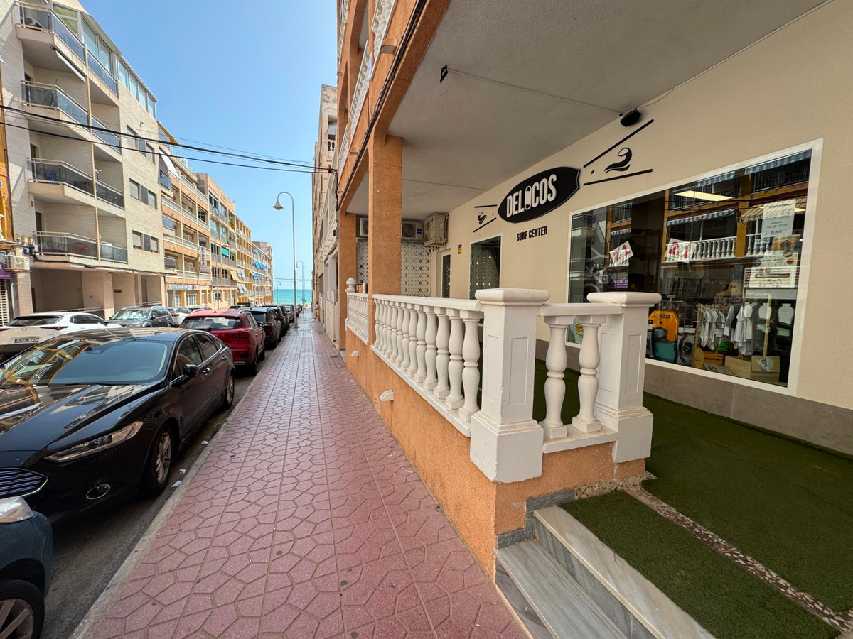3 Bed Commercial unit for sale in Guardamar Del Segura Costa Blanca, Alicante, Spain