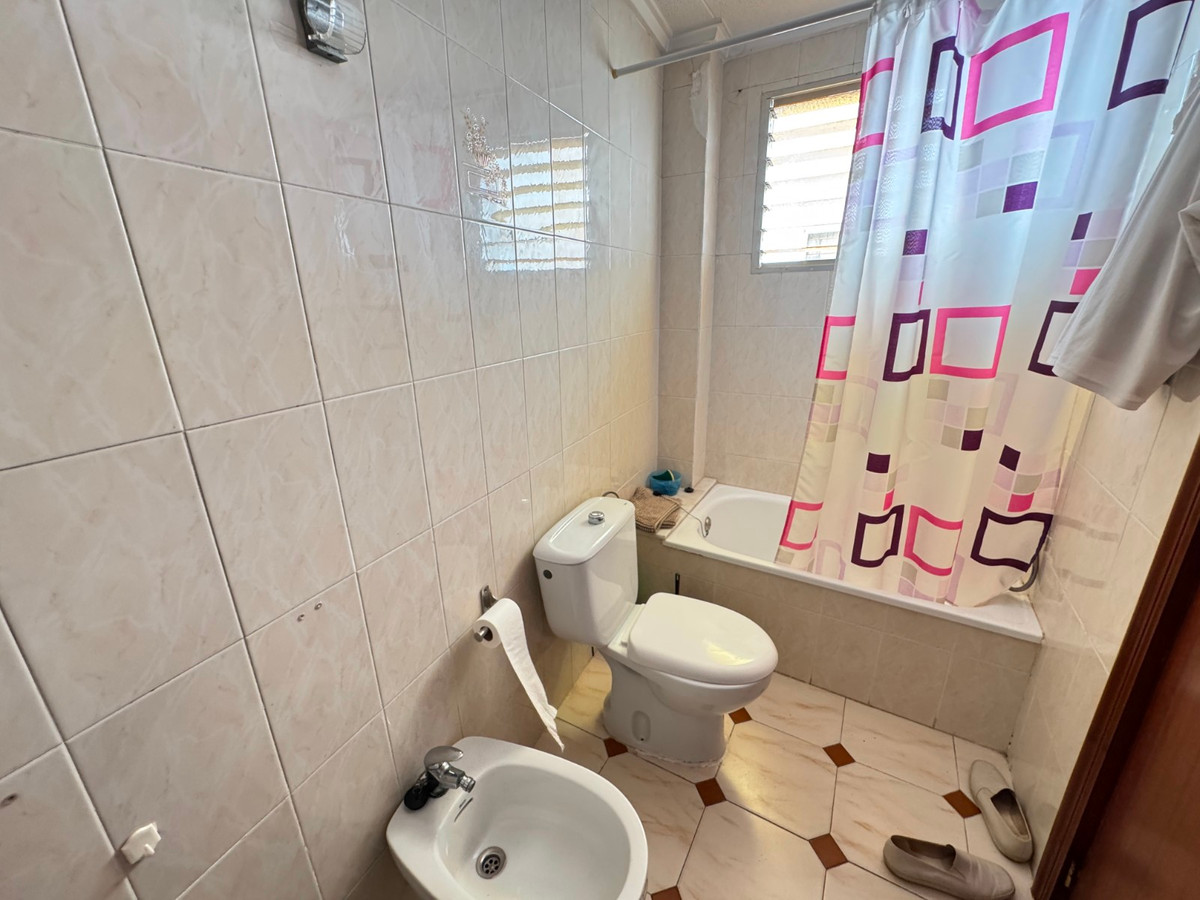 3 Bed Apartment for sale in Guardamar Del Segura Costa Blanca, Alicante, Spain
