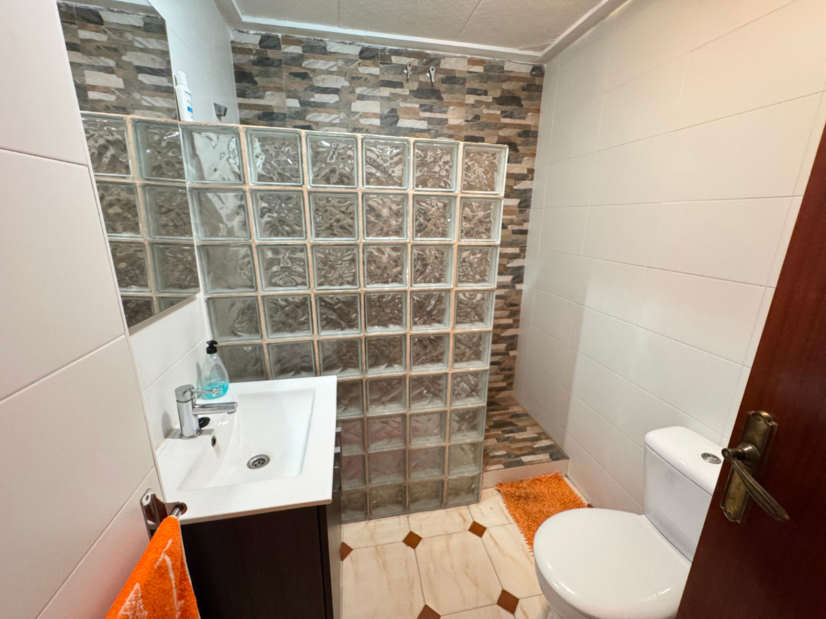 3 Bed Apartment for sale in Guardamar Del Segura Costa Blanca, Alicante, Spain