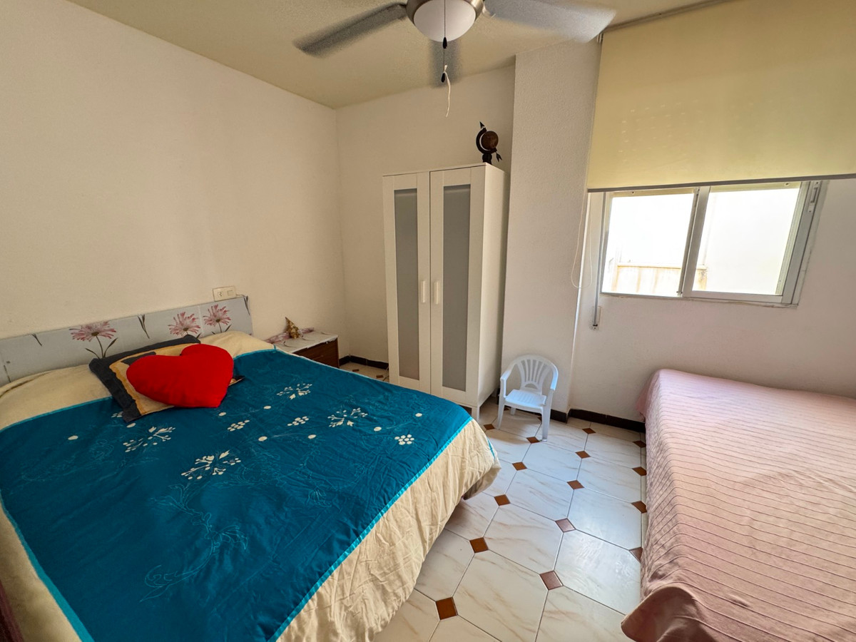 3 Bed Apartment for sale in Guardamar Del Segura Costa Blanca, Alicante, Spain