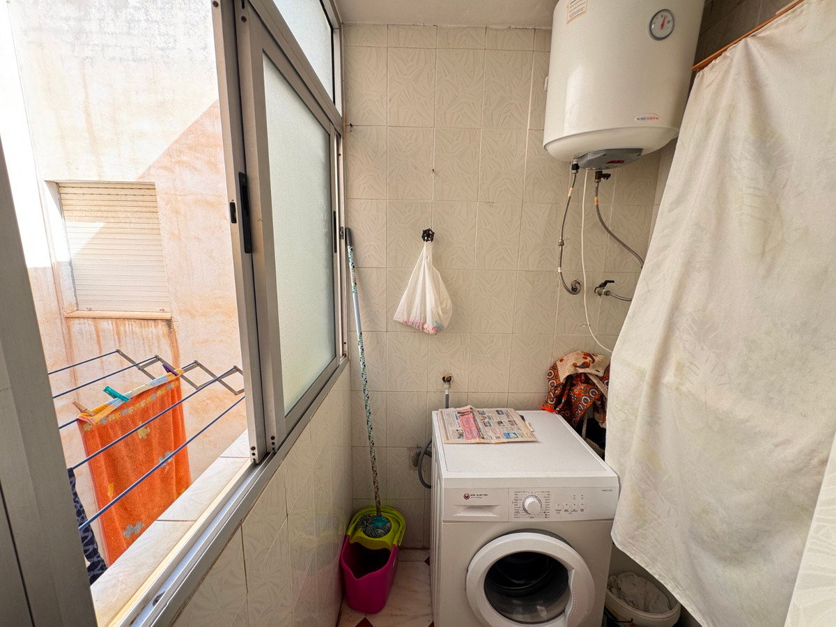 3 Bed Apartment for sale in Guardamar Del Segura Costa Blanca, Alicante, Spain