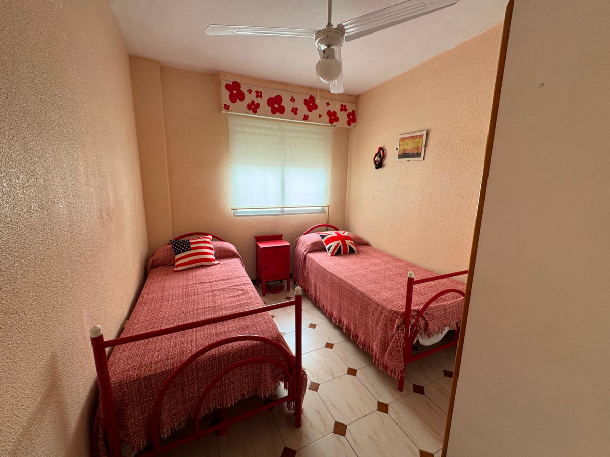 3 Bed Apartment for sale in Guardamar Del Segura Costa Blanca, Alicante, Spain