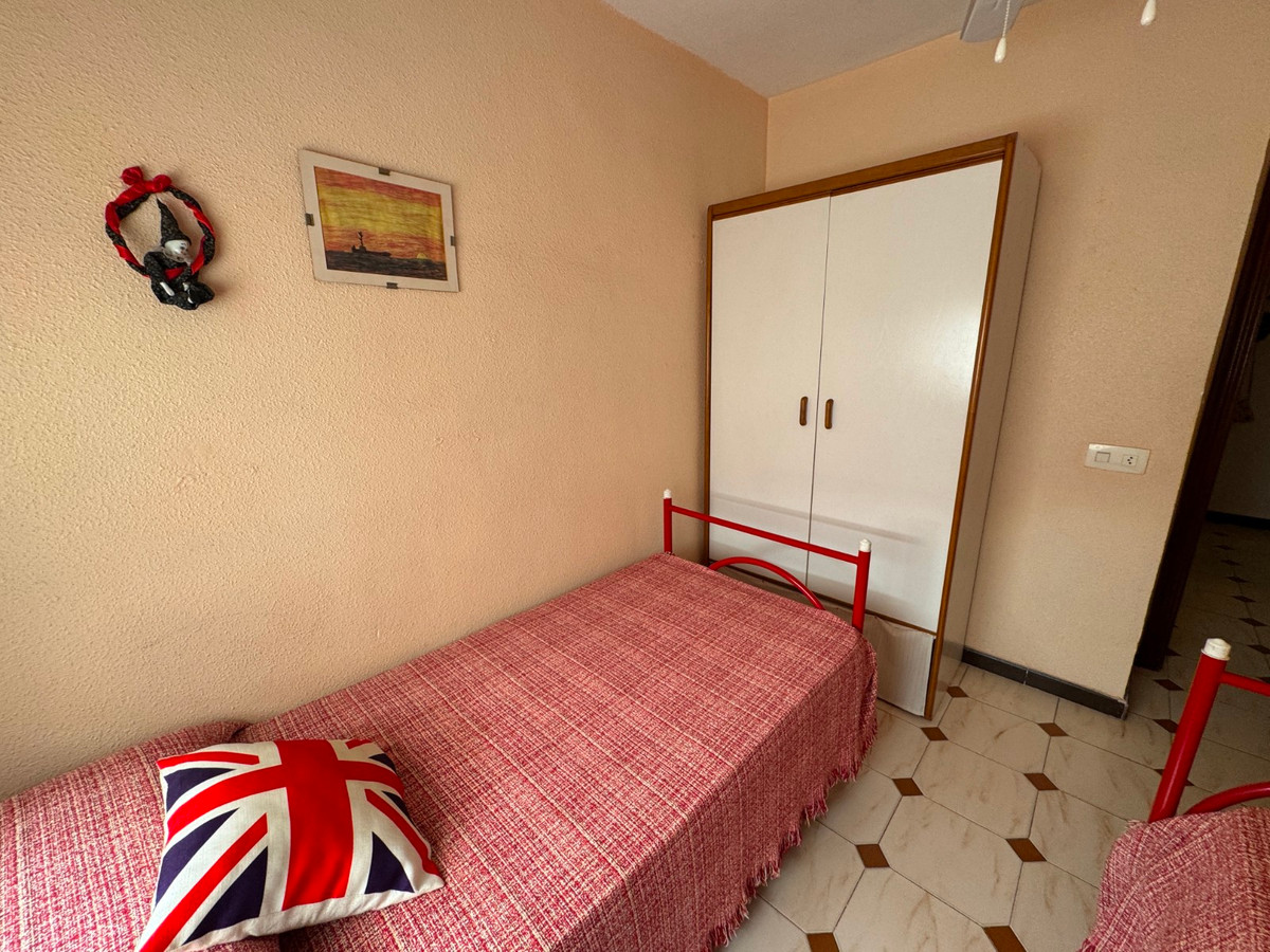 3 Bed Apartment for sale in Guardamar Del Segura Costa Blanca, Alicante, Spain