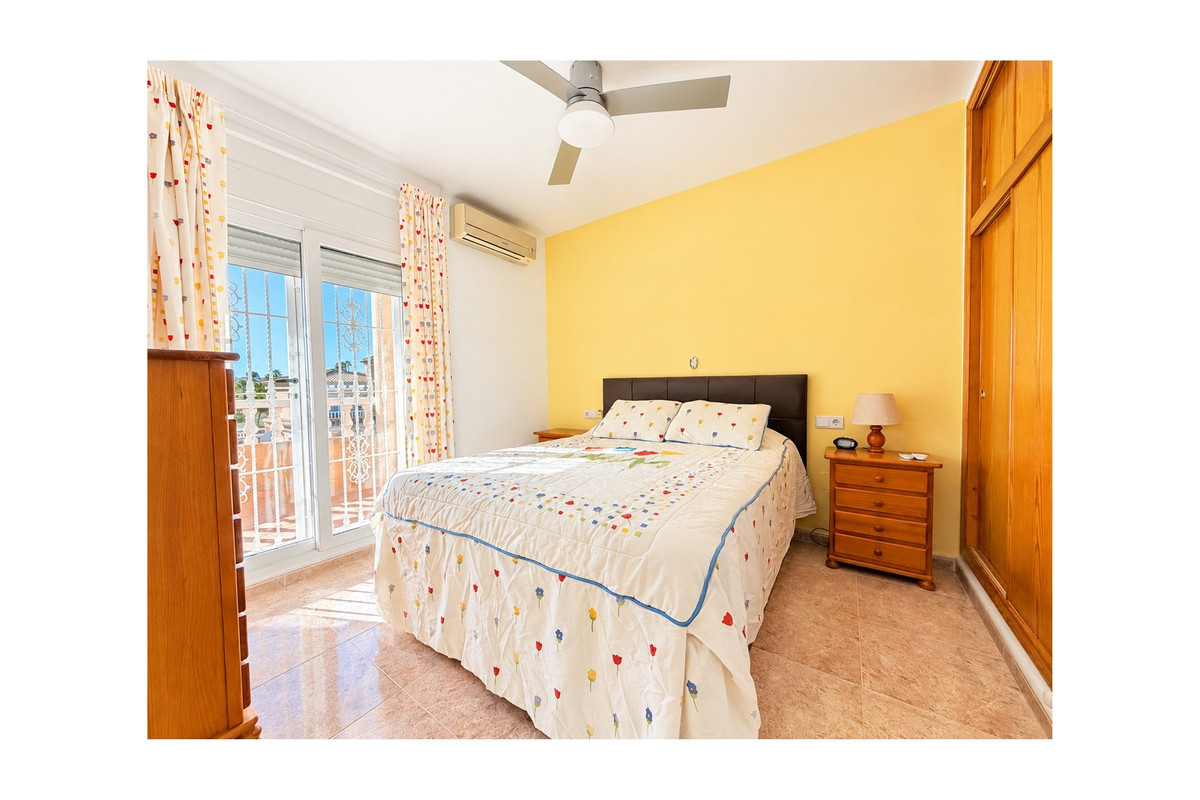 4 Bed Townhouse for sale in San Fulgencio Costa Blanca, Alicante, Spain