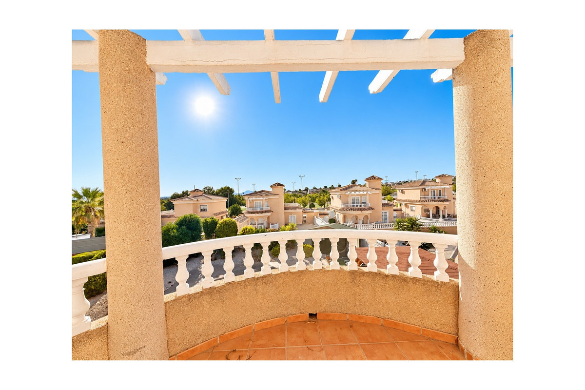 4 Bed Townhouse for sale in San Fulgencio Costa Blanca, Alicante, Spain