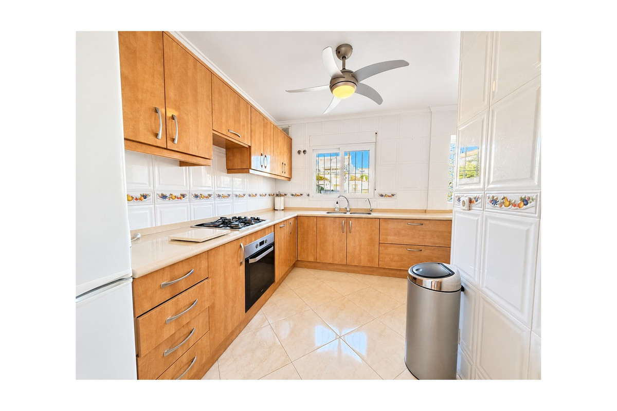4 Bed Townhouse for sale in San Fulgencio Costa Blanca, Alicante, Spain