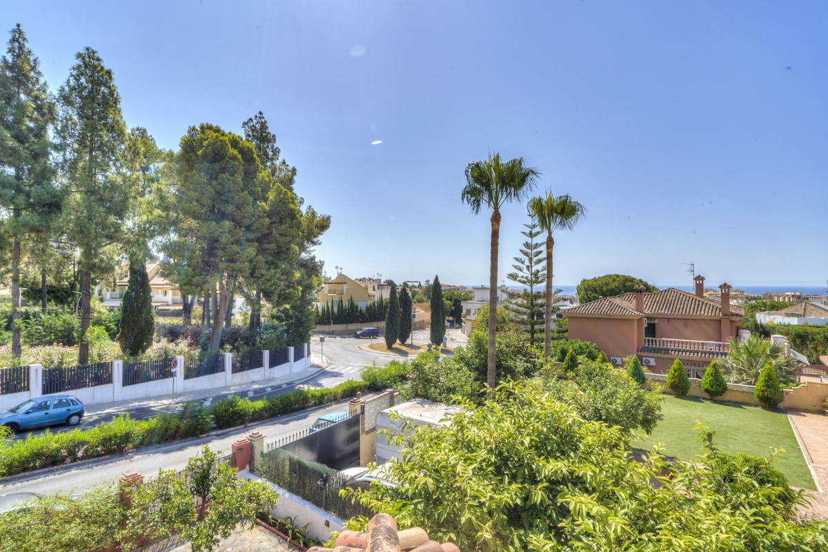 Se vende Villa - Chalet de 5 dormitorios en Costa Del Sol, Málaga, España