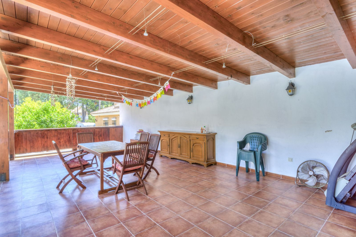 Se vende Villa - Chalet de 5 dormitorios en Costa Del Sol, Málaga, España