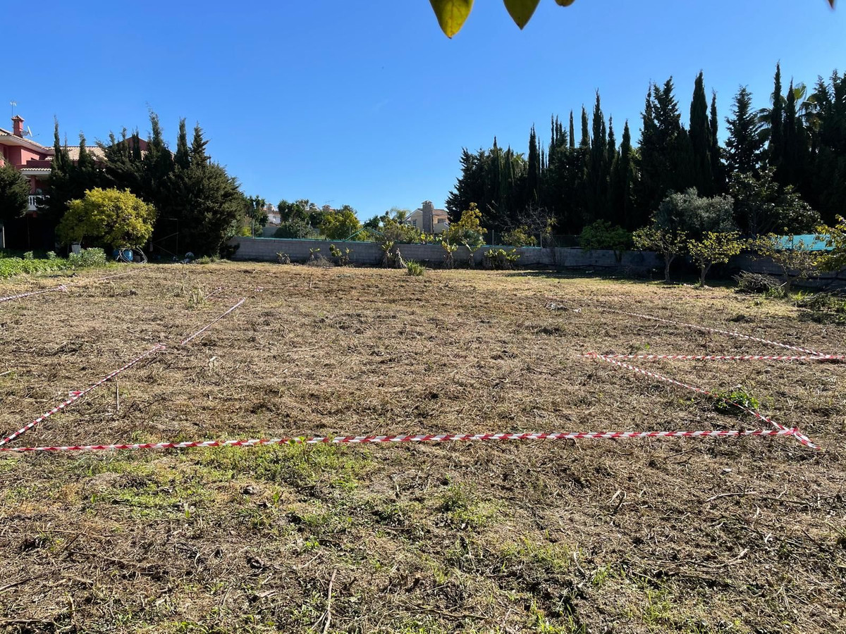 Se vende Terreno Urbano  en Costa Del Sol, Málaga, España
