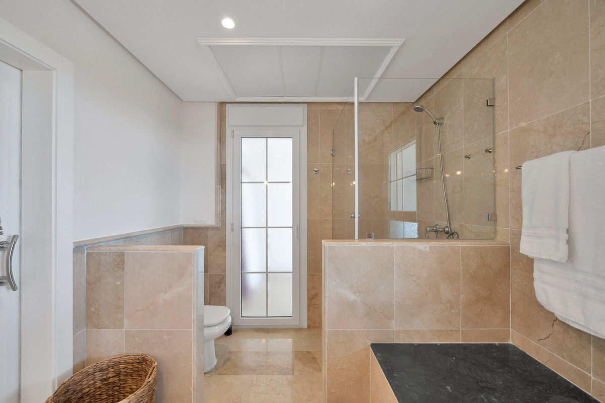 Se vende Pareada de 3 dormitorios en Costa Del Sol, Málaga, España