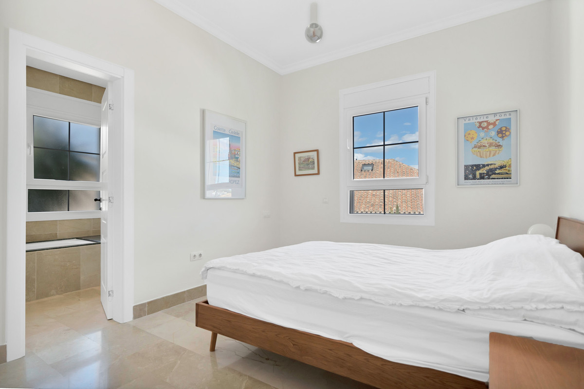 Se vende Pareada de 3 dormitorios en Costa Del Sol, Málaga, España
