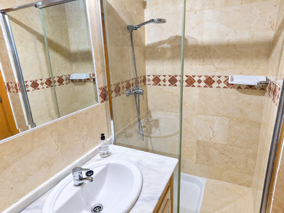 2 Bed Apartment for sale in La Finca Golf Costa Blanca, Alicante, Spain