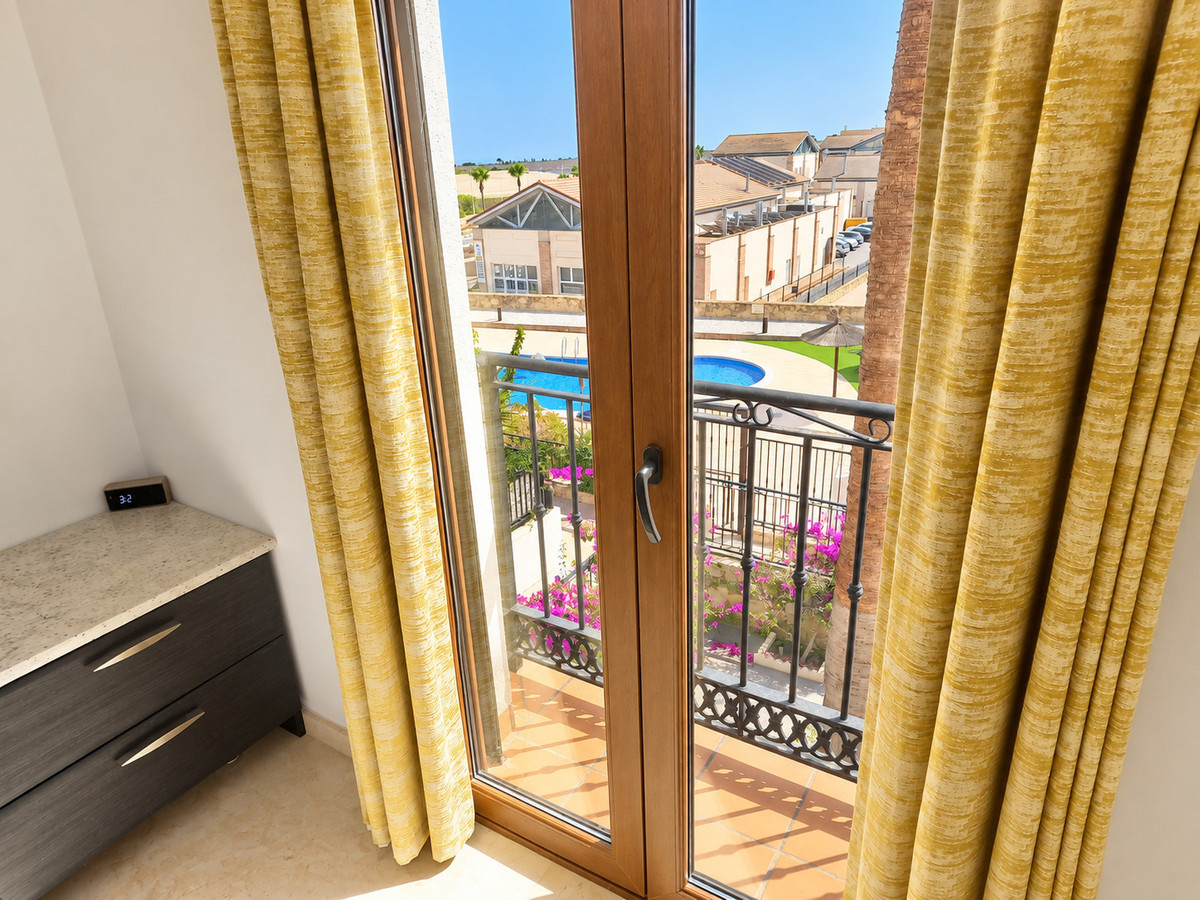 2 Bed Apartment for sale in La Finca Golf Costa Blanca, Alicante, Spain