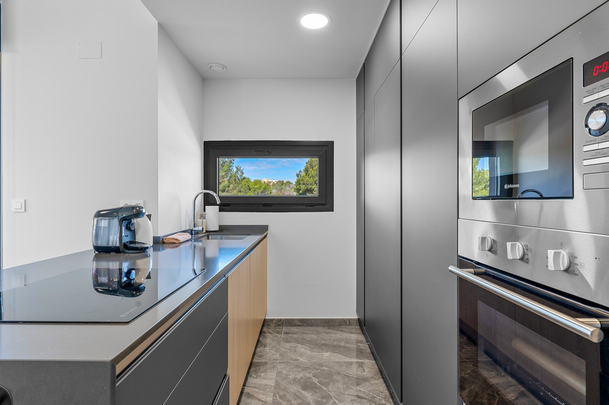 2 Bed Apartment for sale in Los Altos Costa Blanca, Alicante, Spain