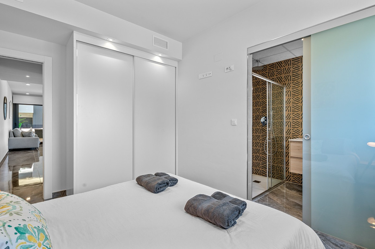 2 Bed Apartment for sale in Los Altos Costa Blanca, Alicante, Spain