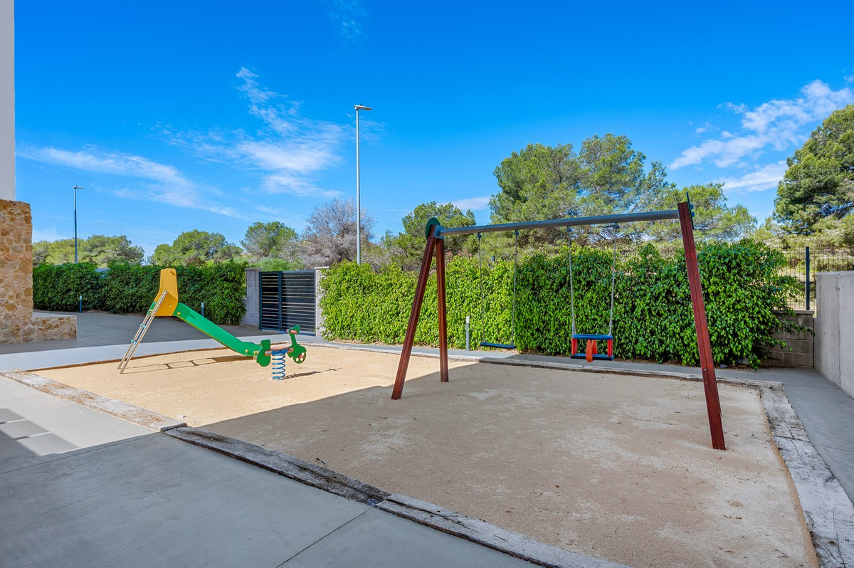 2 Bed Apartment for sale in Los Altos Costa Blanca, Alicante, Spain