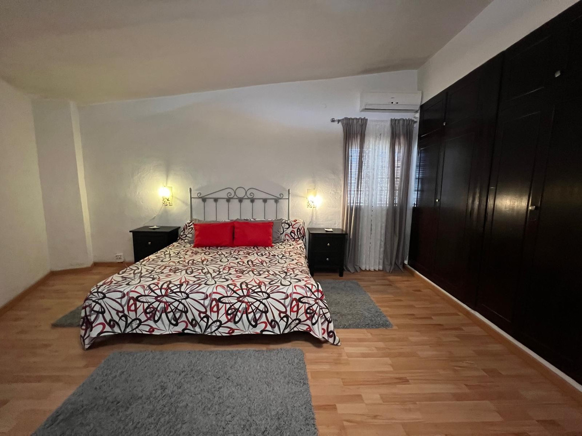 5 Bed Townhouse for sale in Jumilla Costa Calida, Murcia, Spain