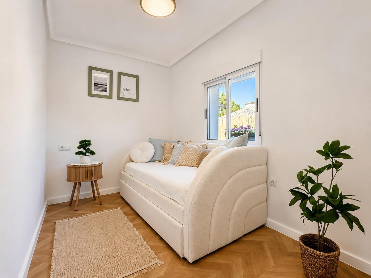 4 Bed Townhouse for sale in Punta Prima Costa Blanca, Alicante, Spain