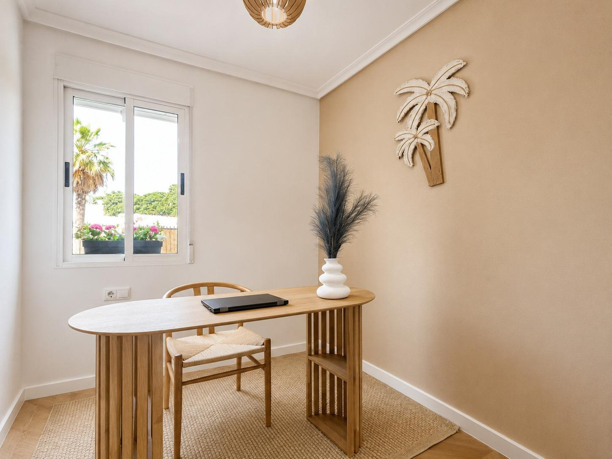 4 Bed Townhouse for sale in Punta Prima Costa Blanca, Alicante, Spain