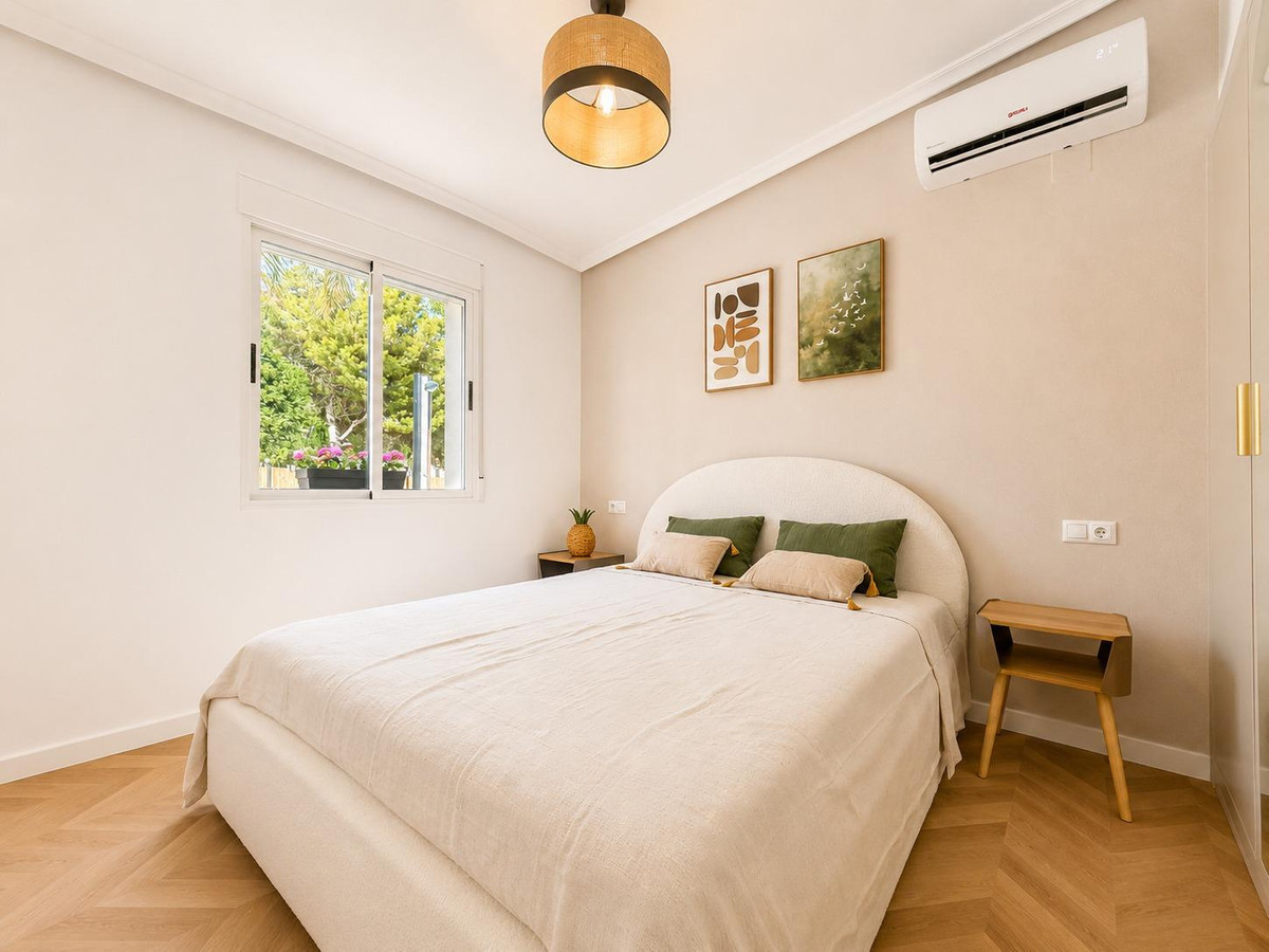 4 Bed Townhouse for sale in Punta Prima Costa Blanca, Alicante, Spain