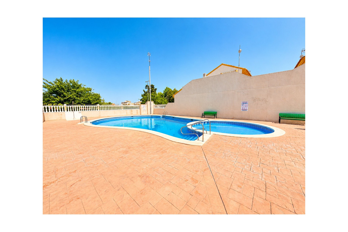 2 Bed Townhouse for sale in Daya Nueva Costa Blanca, Alicante, Spain